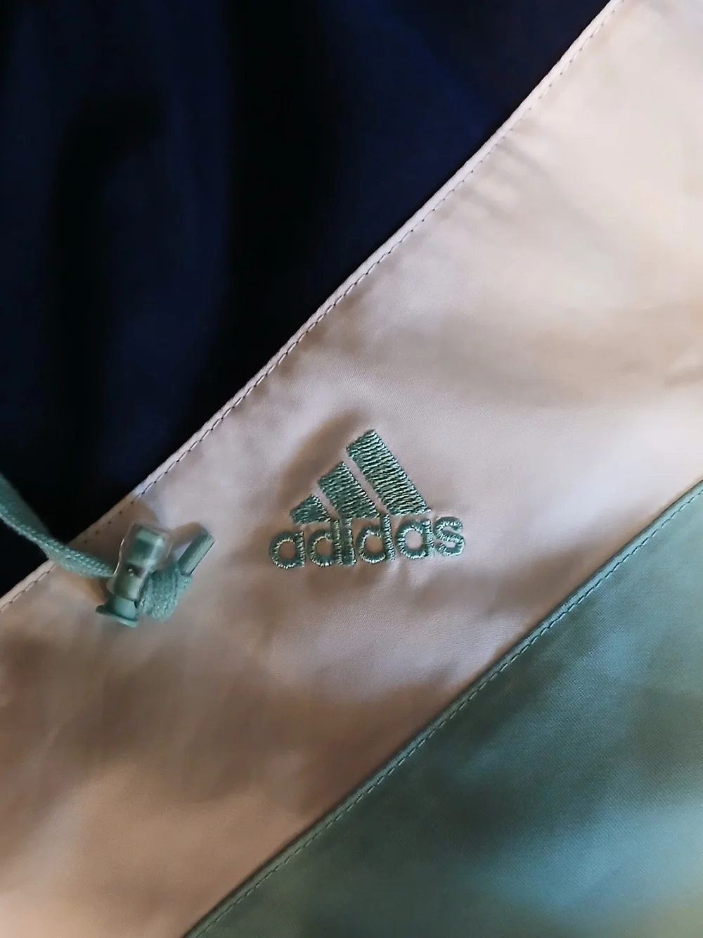 adidas lightweight windbreaker